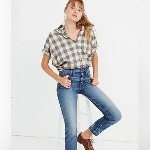 Madewell  Slim Straight Jeans:
Distressed Button-Fly
Preloved. Size 28